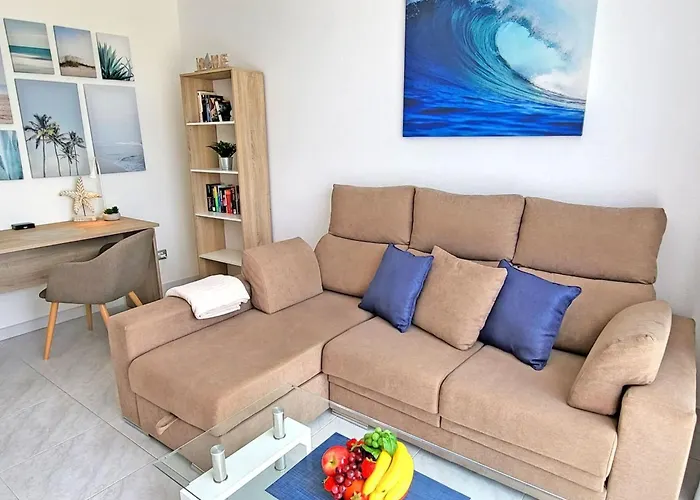 דירה In Mit Terrasse By Interhome קוסטה קלמה