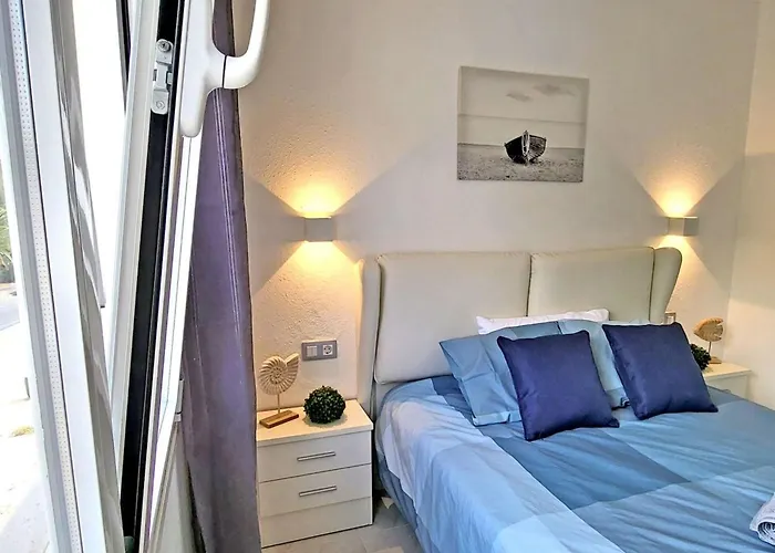 In Mit Terrasse By Interhome Apartamento